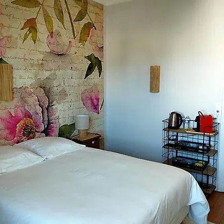 فندق مبيت وإفطار Saint-germain سان-جورج-دي-ديدون